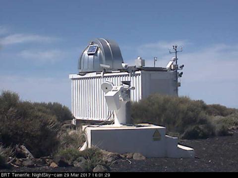 Bâtiment avec caméra nocturne – Observatoire du Teide